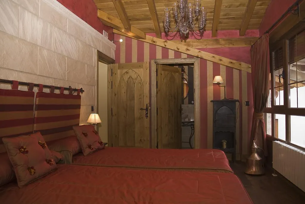 Agroturismo Urrutia Osma  Farm stay Osma (Alava)
